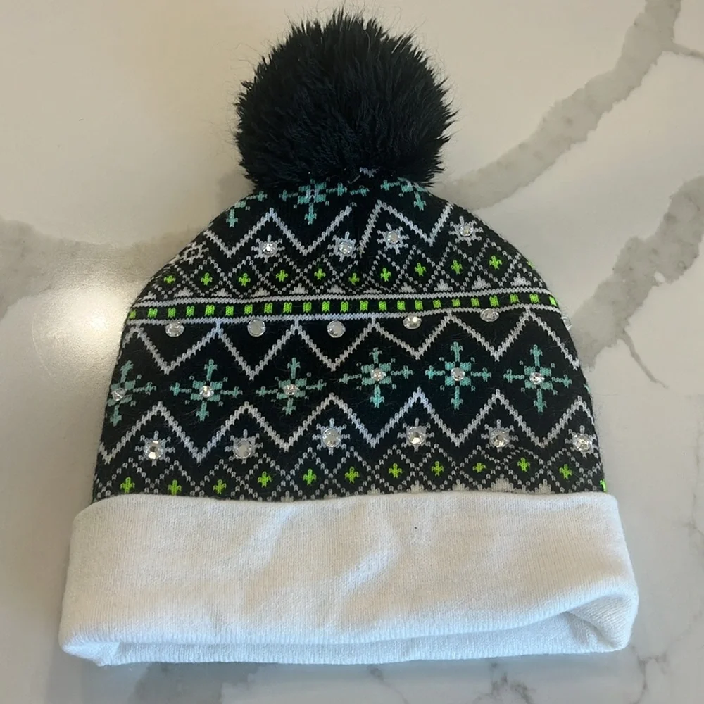 Justice Live Love Dream Rhinestone Knit Pom Pom Beanie Hat Gray‎ Teen Adult